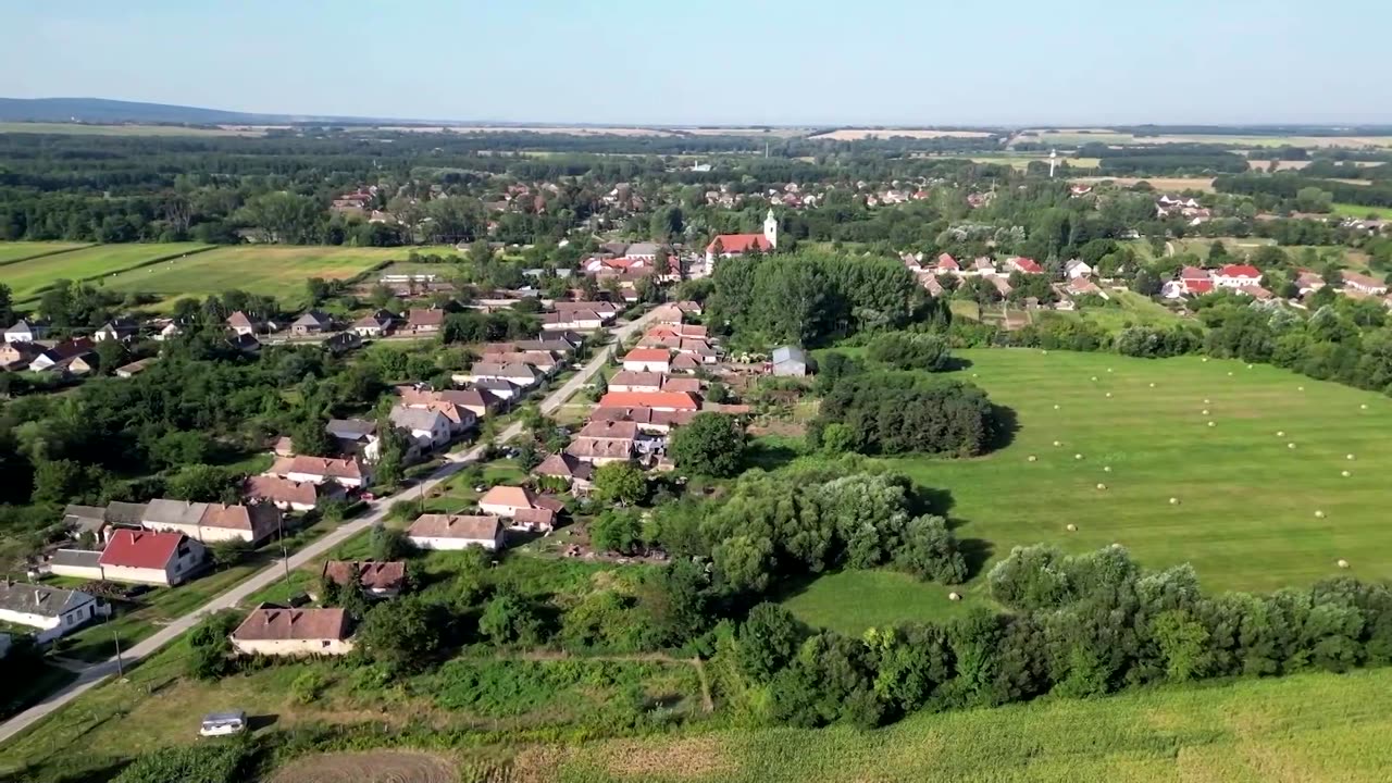 Hungarian village powering ahead on transition to sustainability