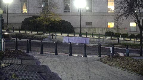 0681USCG00SWDrivenearRHOBTaxiStnd_2021-01-05_06h56min07s217ms.mp4