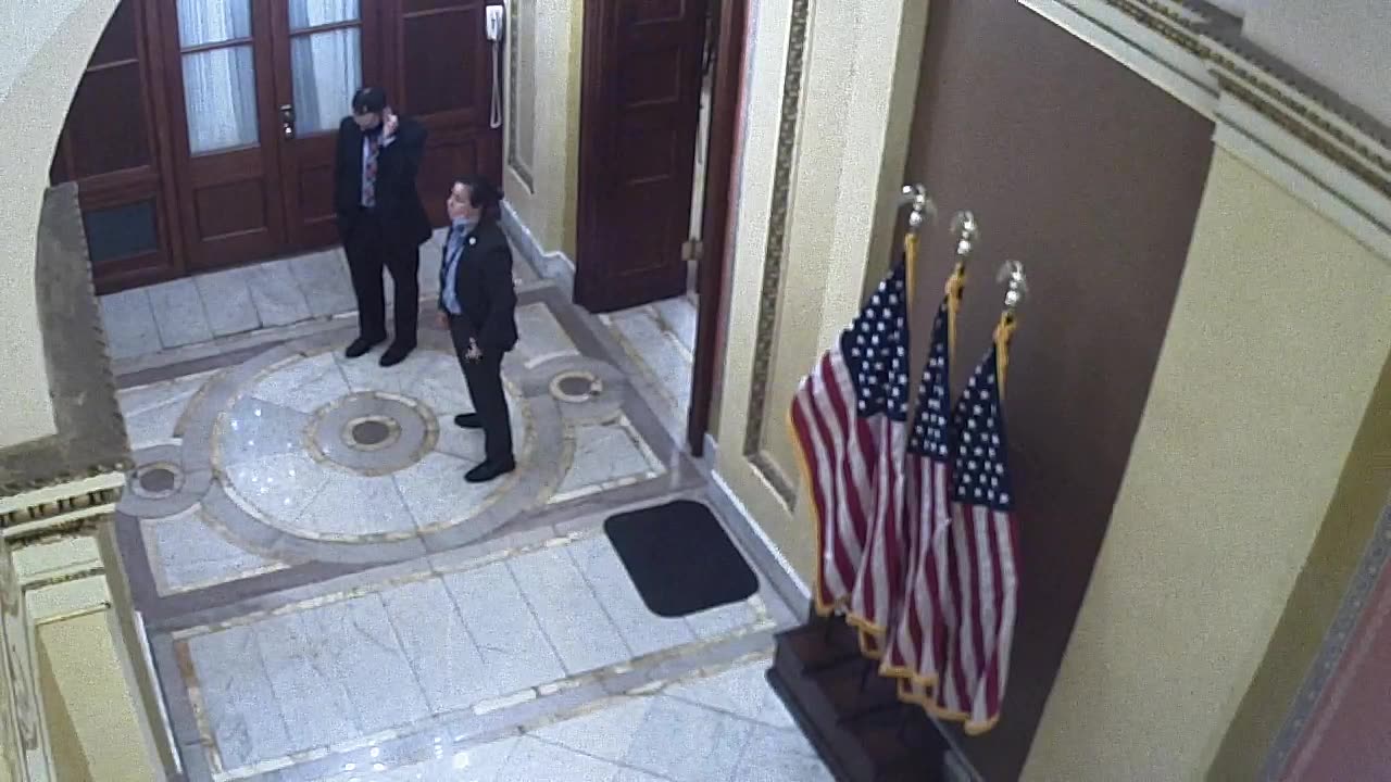 0931USCH02H230_2021-01-06_19h40min01s393ms.mp4