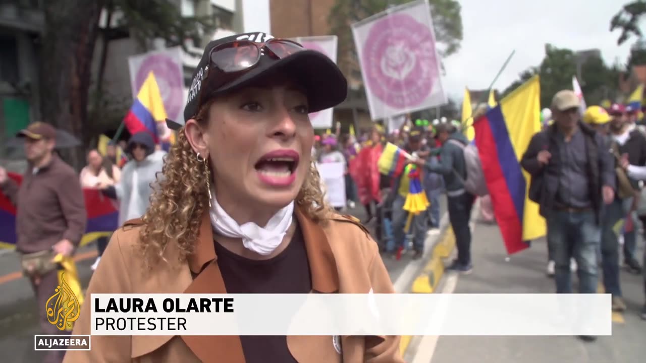 Colombia demonstrations: Rally against social and economic reforms