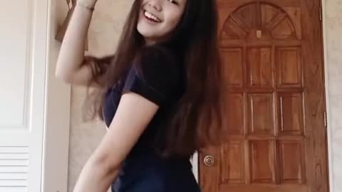 Cute girl dancing 11 (follow me)