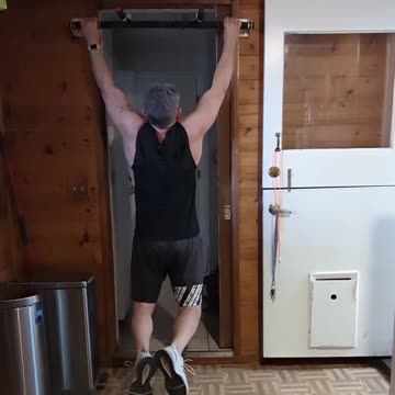 *PULLUPS 3-10r 🎥 TUESDAY OCT 3RD - GOT TO STAY ON TRACK,