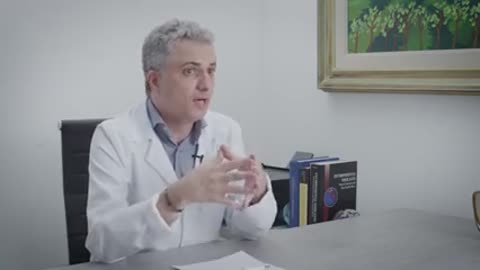 Médico falando sobre a COVID, o tratamento e a vacina. Você foi enganado?