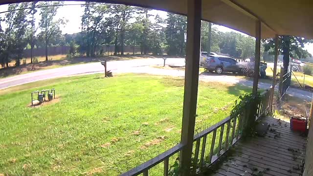 Uncontrolled Trolley Speedily Advances Towards SUV and Collides With it