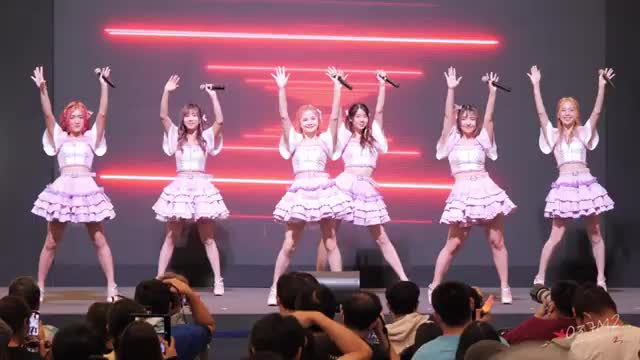 BNK48 - First Rabbit @ BNK48 12th Single Believers Roadshow Mini Concert [Overall 4K 60p] 221001_Cut