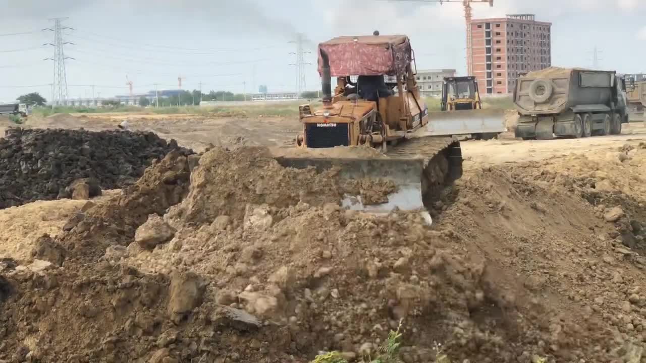 Amazing!!! Bulldozer Action Moving Dirt Filling Connect The Road