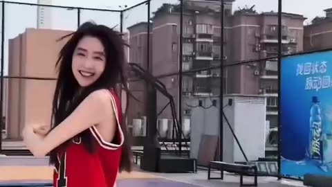 Tiktok pretty girl dance and music