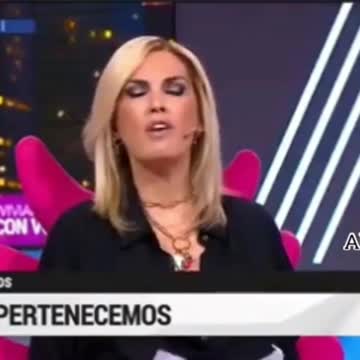 COMUNICADORA ARGENTINA ENFRENTA AL GOBIERNO