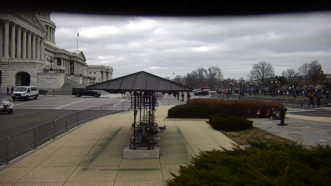 0675USCG00HousePlaza_2021-01-06_12h58min06s480ms.mp4