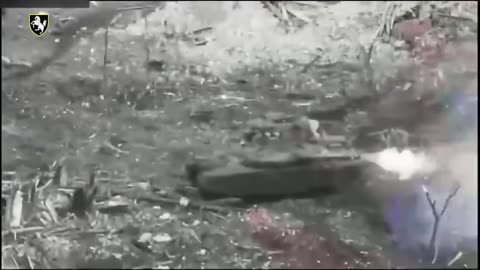 Ukrainian T64 Catches Russian T80 in a Bad Spot During Incredible Tank Duel From a Different Era