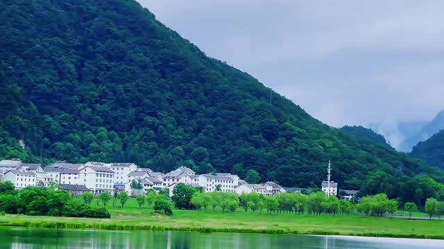 No. 2 Lake Travel Recommender What kind of immortal place is Dajiuhu Lake