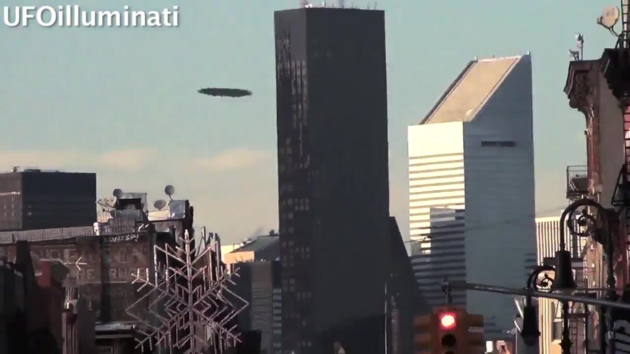 UFO Filmed In New York City Filmed From Brooklyn