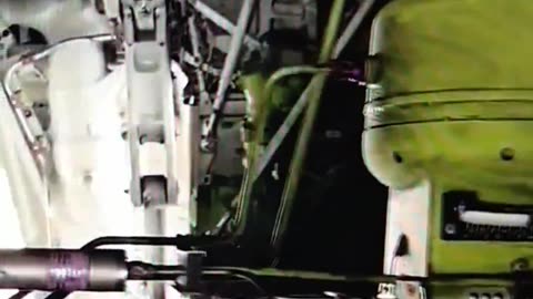 The plane internal is really complicated and complexity? What an engineering showcase?