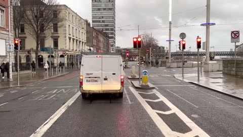 Driving Downtown - Misty Morning - South Dublin 4K(00h15m09s-00h17m40s)