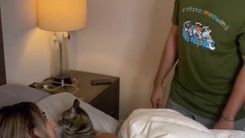 CAT OCCUPIED HUSBAND BED.mp4