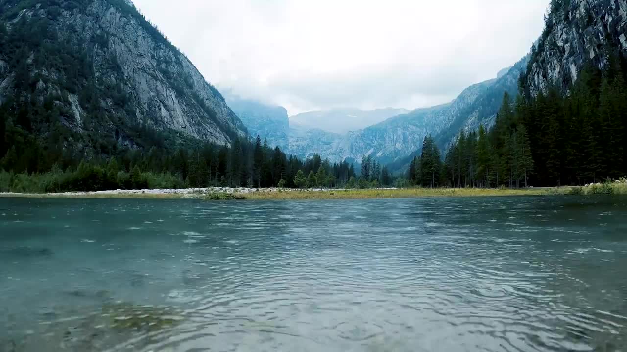 1 Hour Rain Sounds to Help you Sleep and Relax