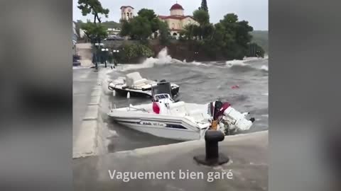 Here is not a good place to park the boat.