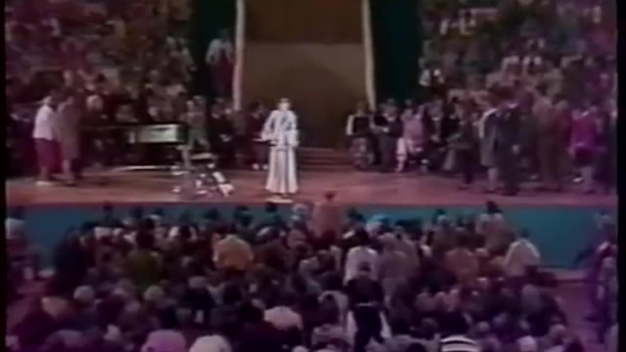 Kathryn Kuhlman (Jesus is still Healing His people)