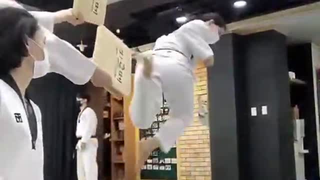 Best Taekwondo Kick Ever! 3 in 1!