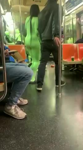 ⚠️ WARNING! VIOLENCE SHOWN IN THIS VIDEO- Just happened in NYC EARLIER TODAY