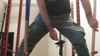 Reverse Grip Chain Lift