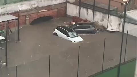 Heavy Rain Floods the Streets of Sao Paulo