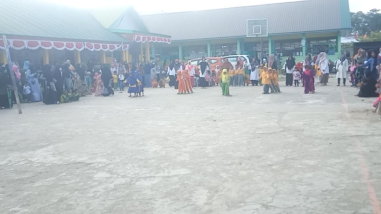 Lomba Lari Trompang