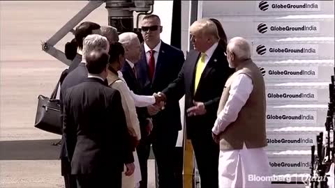 PM Modi Welcomes U.S. President Trump At Ahmedabad Airport(720P_HD)