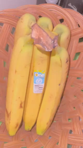 Banana ripped Quick with Green tomato.