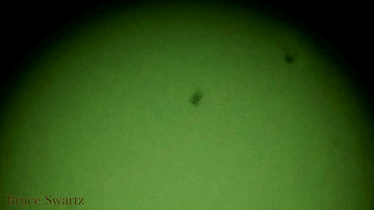 Asteroid Meteor or Debris field flying by the Sun Real Videos No Bull Her3e