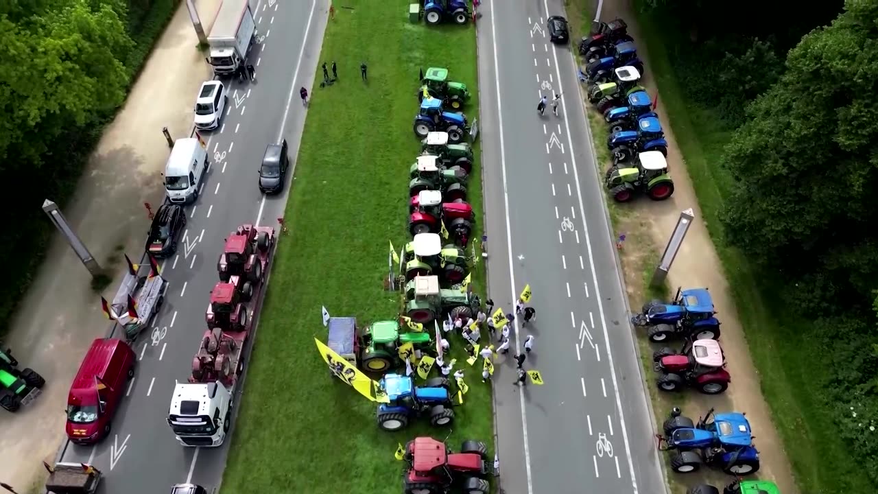 European farmers protest in Brussels ahead of elections