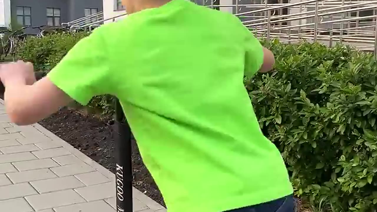 Funny Kid and Angry Dad😂😂😂 #damus #tiktok #comedy #family