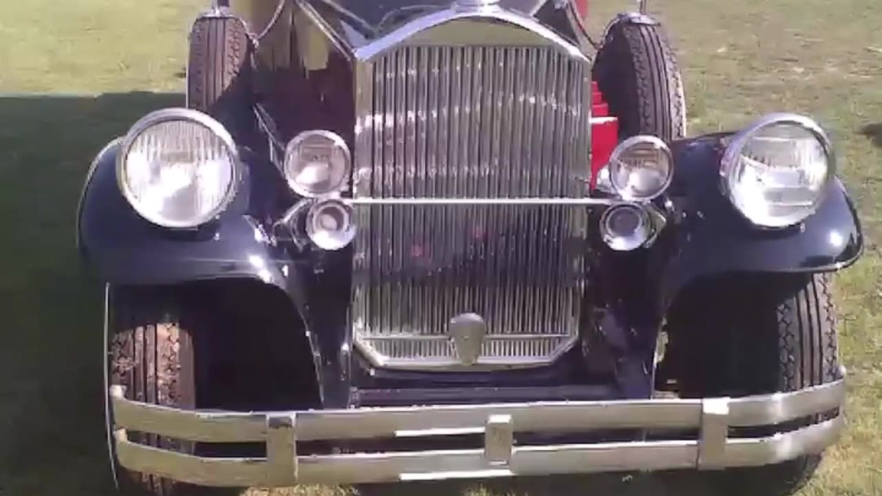 1930 Pierce Arrow Model A Enclosed Drive Limo