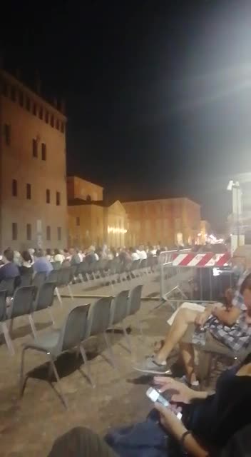 21 luglio 2021 - Carpi (MO) concerto senza mascherine, pass o punture.