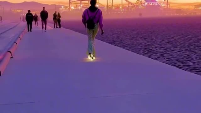 Who would refuse the sunset of Santa monica? Big players record travel time, travel vlog