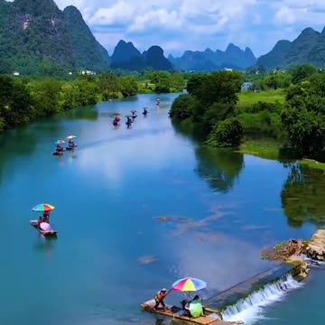 Magic place..❤ Yangshuo on the lijiang river. China.