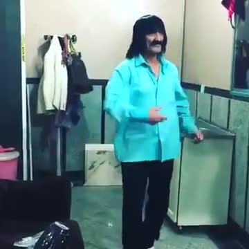 Iran's Bruce Lee dancing - new version