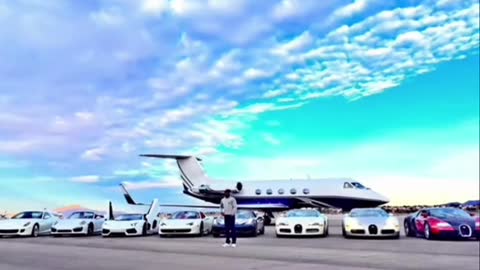 Floyd Mayweather Shows Her“Car Collections ”