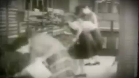 Red Hat Linux: old commercial