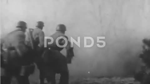 WW2 Footage : German Infantry in Action