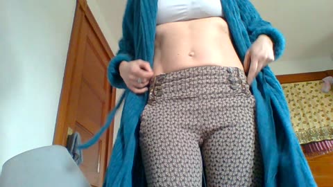 not roswell abs but pretty not soffocating on a liver