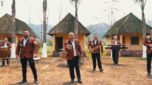 El Internacional Grupo Chicapalà - Camionero (Video Musical)