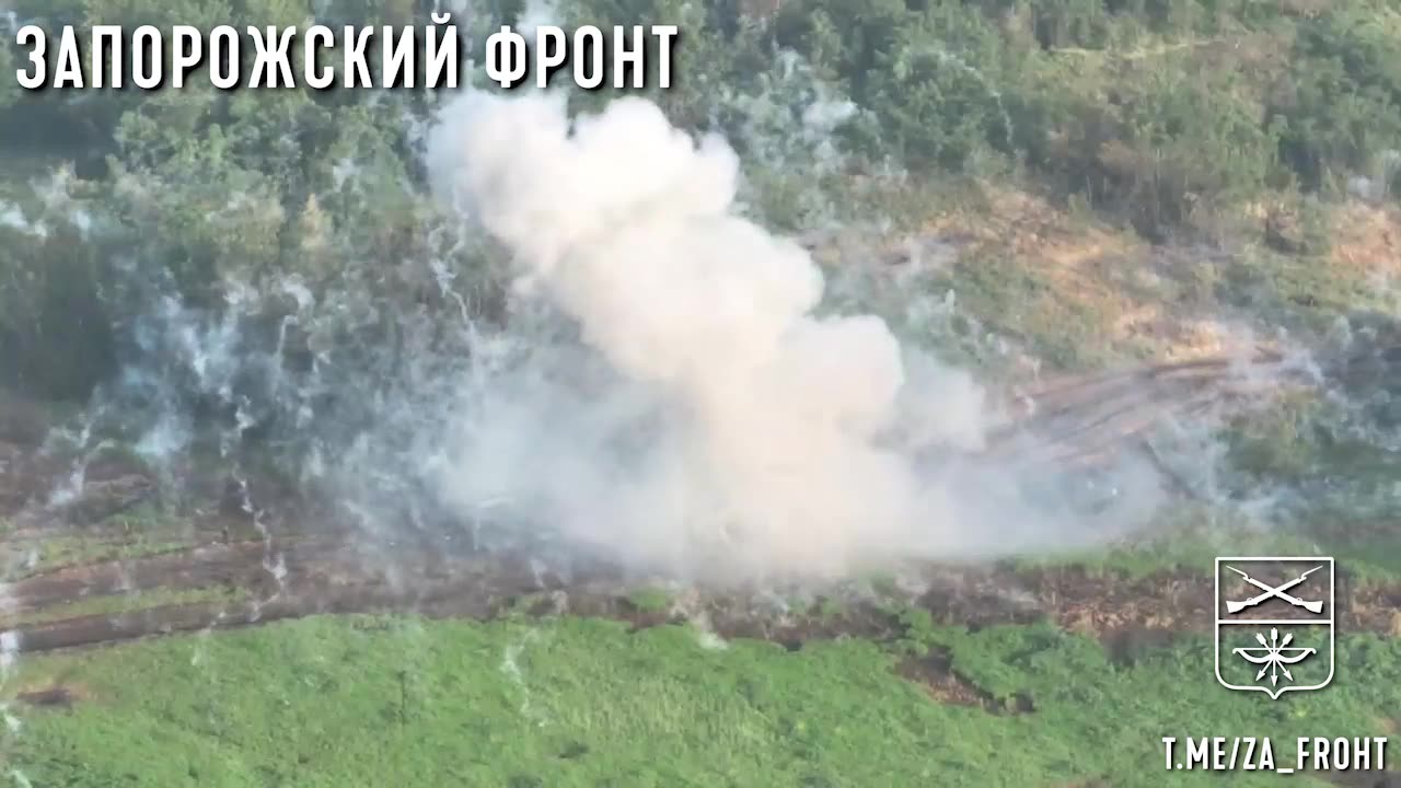 Russian Kornet ATGM wrecks Bradley