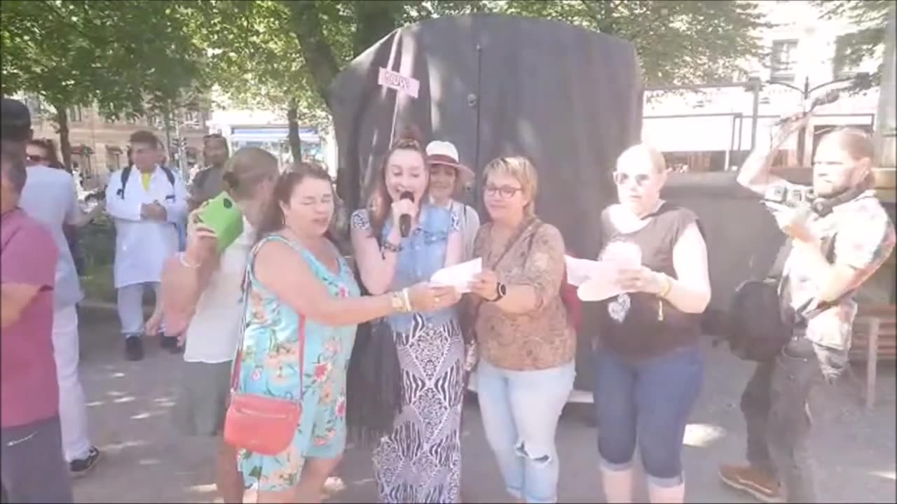 Vapauden Puolesta-sari,paula co-Team flashmob