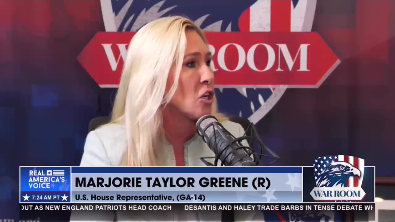 Marjorie Taylor Greene melts down at Mike Johnson