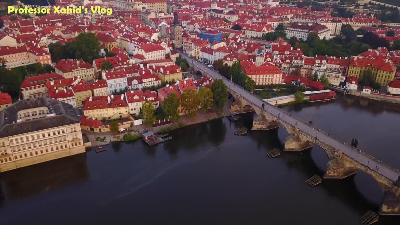 2min tour of Prague, 4K the beautiful capital of Czech Republic