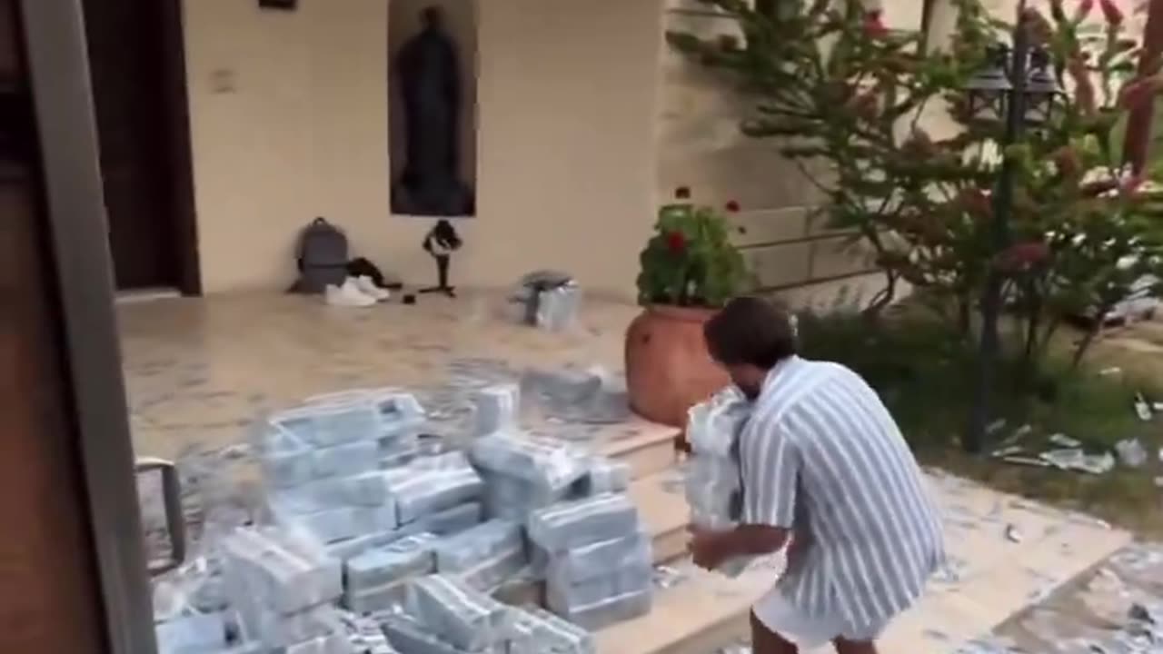 Cartel Moving Pallets Of Cash