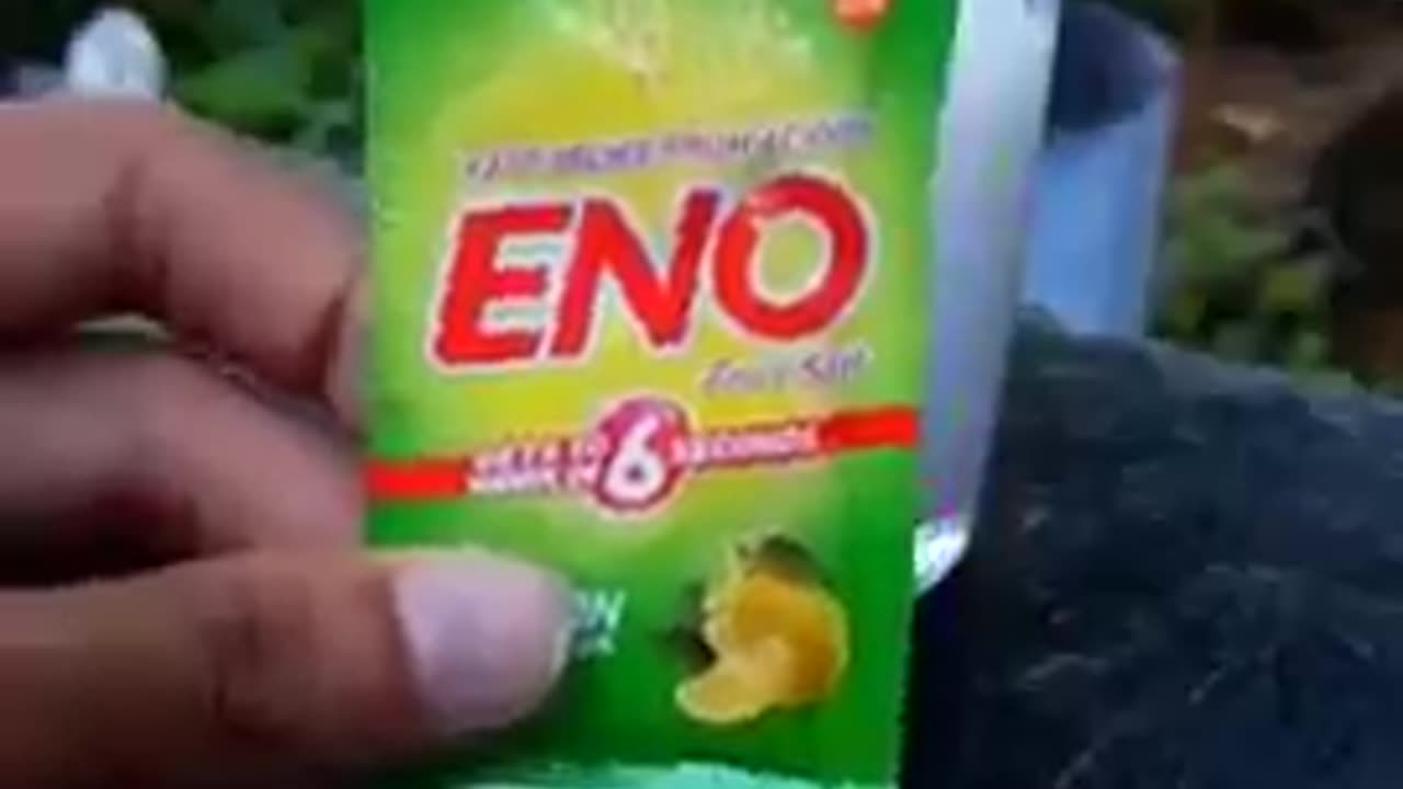 Mix Eno and Colgate toothpaste in soda