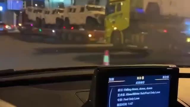 BREAKING: Anti-riot vehicles spotted in Shanghai 11-27-22