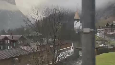Do you want to live in this beautiful town